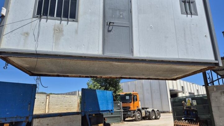 - CASETA D’OBRA